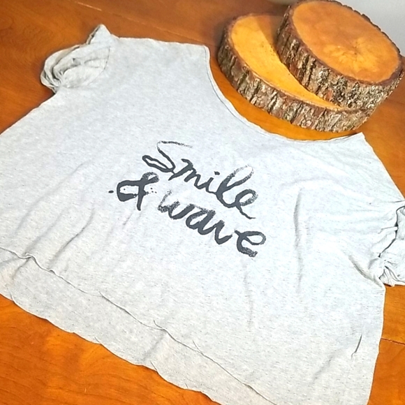 Banana Republic Tops - 5/$15 Banana Republic Gray Off the Shoulder Top